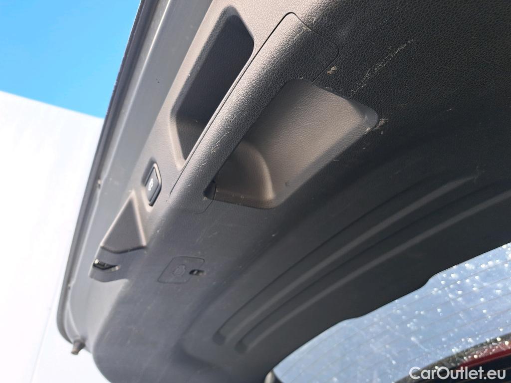  Hyundai  Santa Fe HYUNDAI  / 2021 / 5P / todoterreno 1.6 TGDi HEV Tecno Auto 4x2 #20