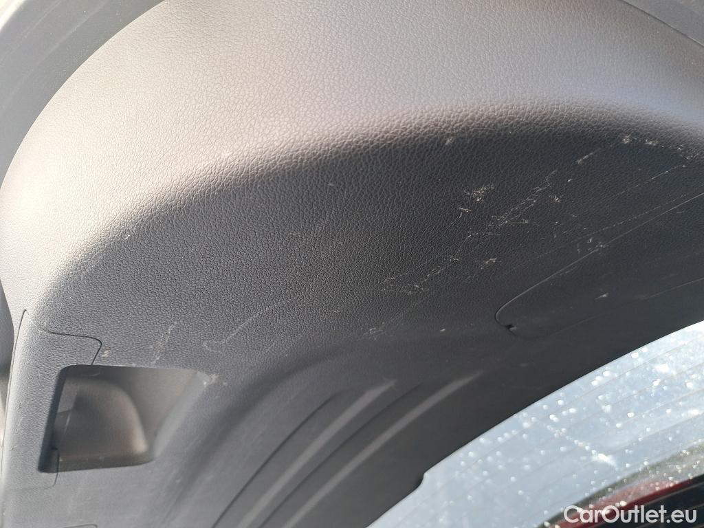  Hyundai  Santa Fe HYUNDAI  / 2021 / 5P / todoterreno 1.6 TGDi HEV Tecno Auto 4x2 #19