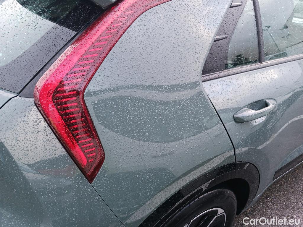  KIA  Niro KIA  / 2022 / 5P / crossover 1.6 GDi PHEV 135kW (183CV) Drive #14
