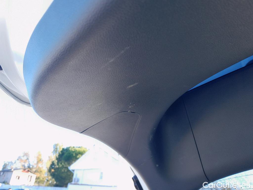  Hyundai   Ioniq HYUNDAI / 2019 / 5P / berlina con portón 1.6 GDI HEV Klass DCT #3