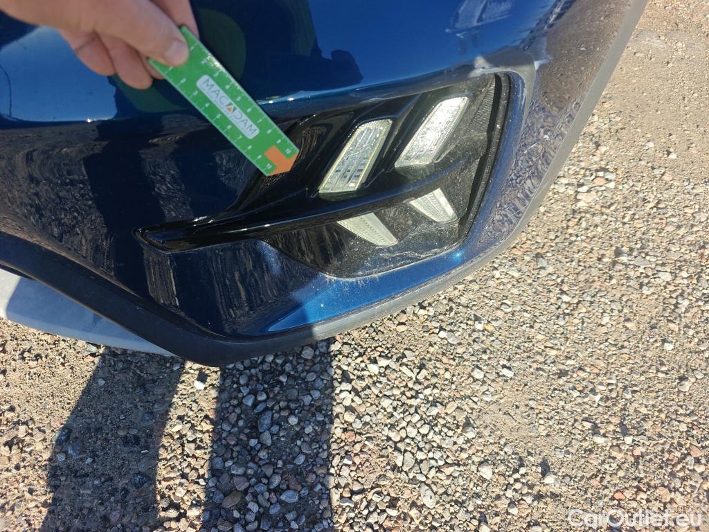  KIA  Niro KIA  / 2019 / 5P / crossover 1.6 GDi HEV 104kW (141CV) Drive #19