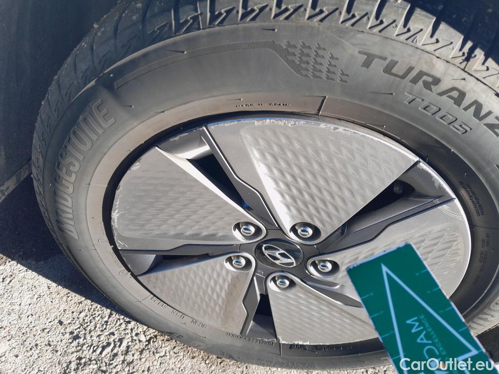  Hyundai   Ioniq HYUNDAI / 2019 / 5P / berlina con portón 1.6 GDI HEV Klass DCT #15