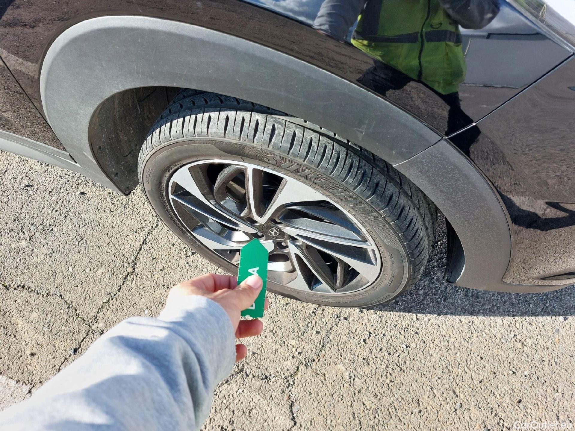  Hyundai  Tucson HYUNDAI  / 2018 / 5P / todoterreno 1.6 CRDI 100kW (136CV) 48V Style DT 4X2 #19