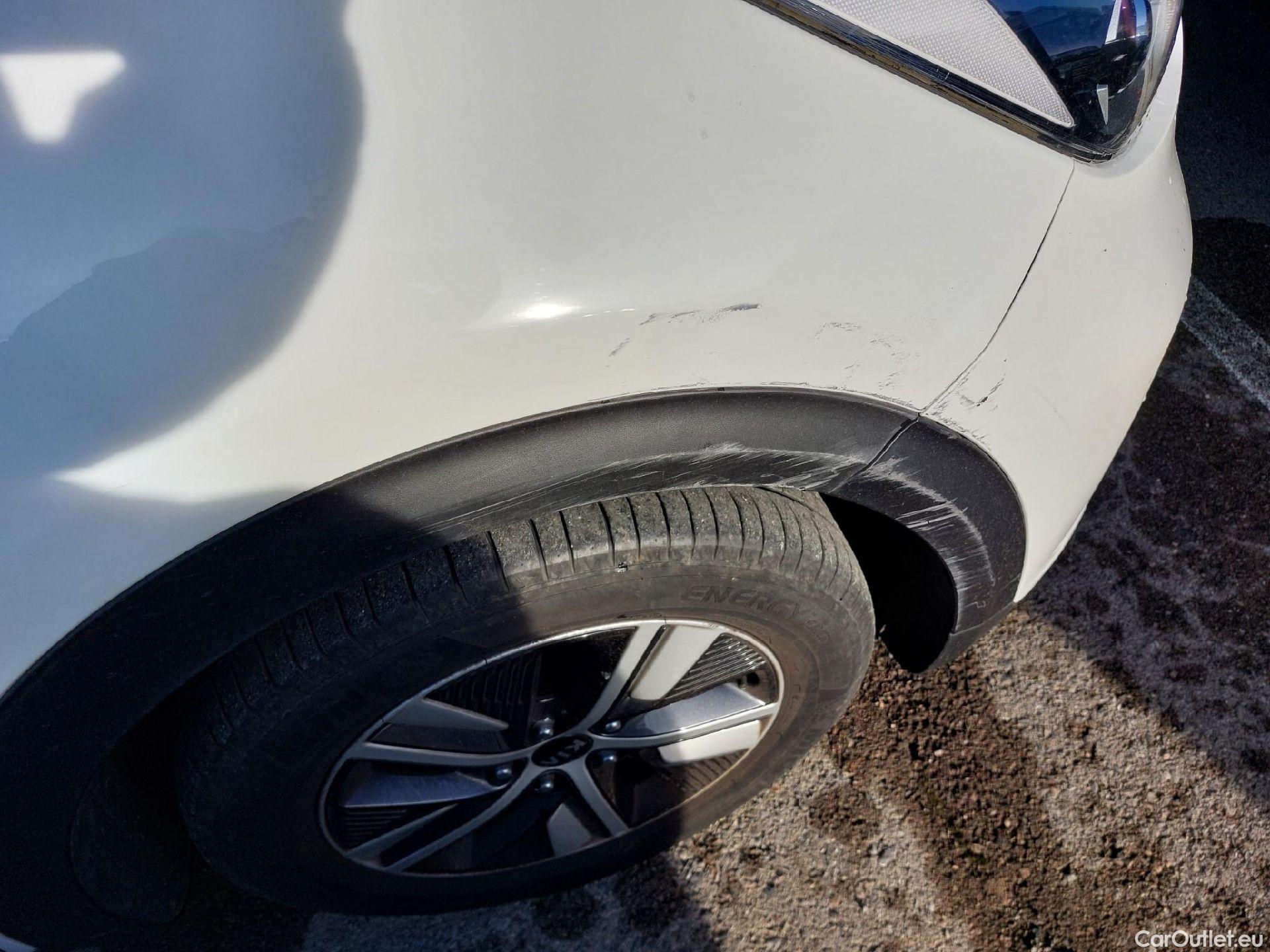  KIA  Niro KIA  / 2019 / 5P / crossover 1.6 GDi HEV 104kW (141CV) Drive #43