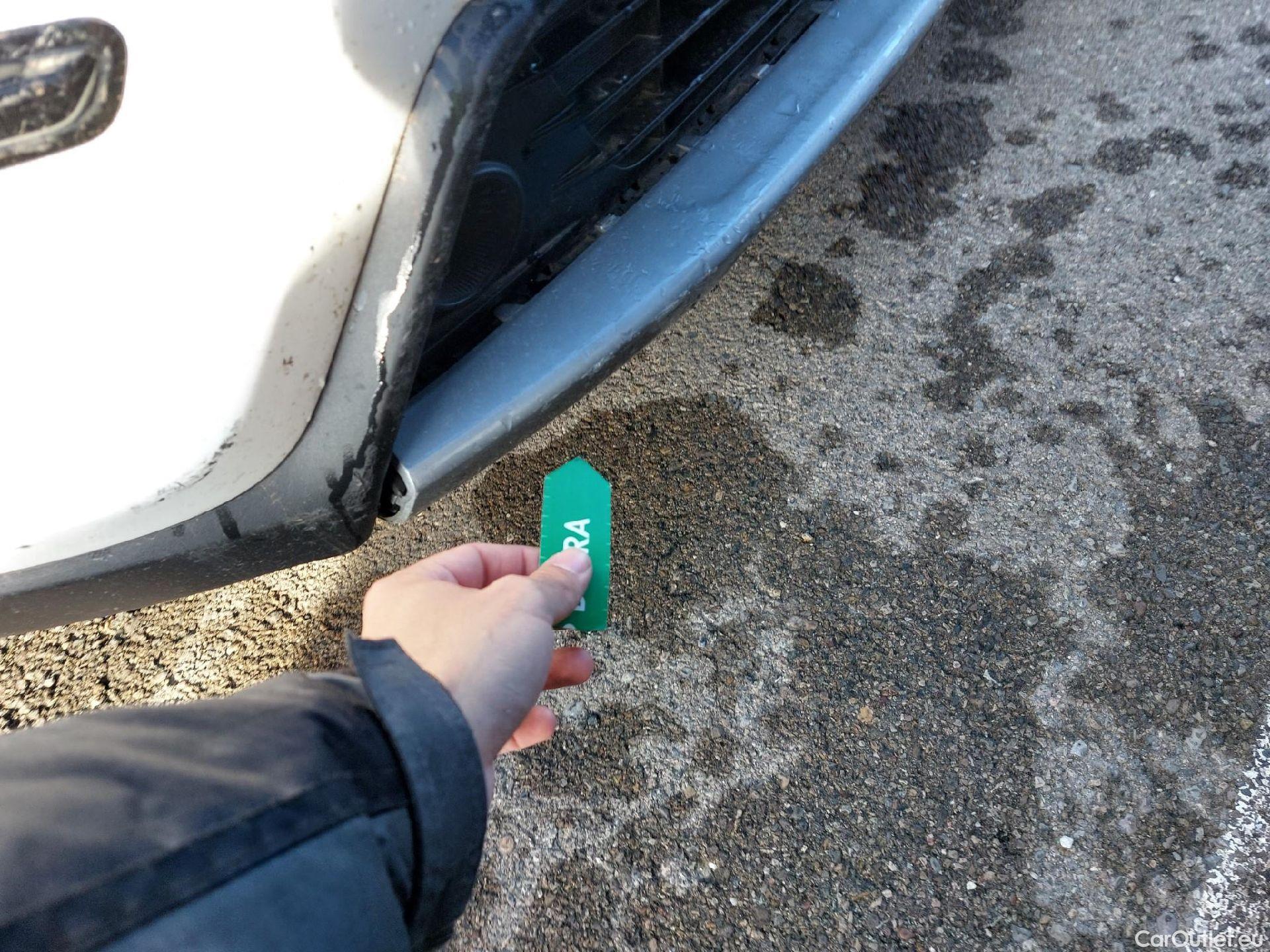  KIA  Niro KIA  / 2019 / 5P / crossover 1.6 GDi HEV 104kW (141CV) Drive #9