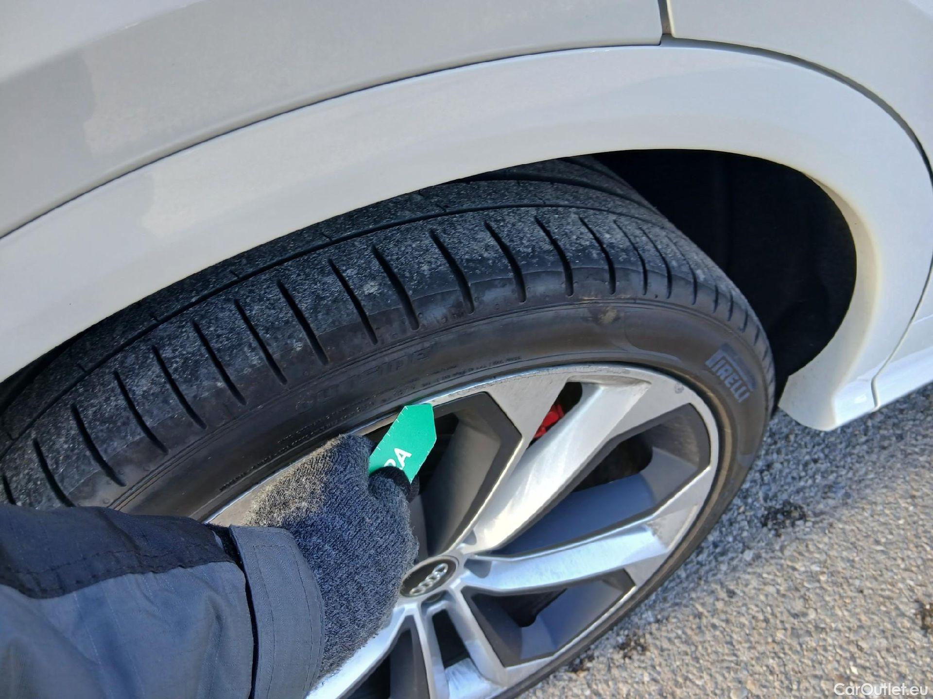  Audi  Q5 AUDI  / 2016 / 5P / todoterreno S TDI quattro Tiptronic #3