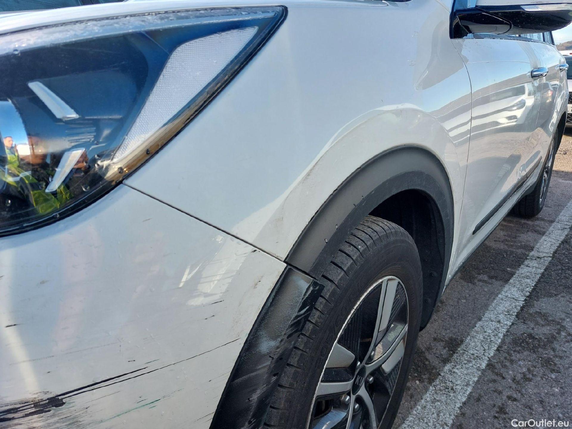  KIA  Niro KIA  / 2019 / 5P / crossover 1.6 GDi HEV 104kW (141CV) Drive #13