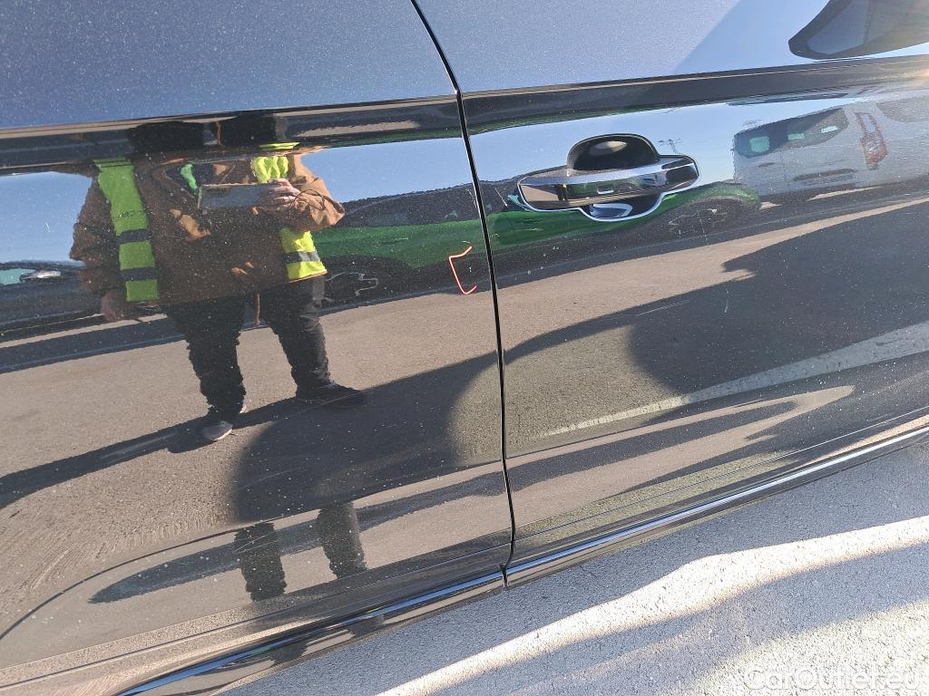  Audi  Q5 AUDI  SPORTBACK / 2020 / 5P / todoterreno Black line 40 TDI 150kW quattro-ultra #25