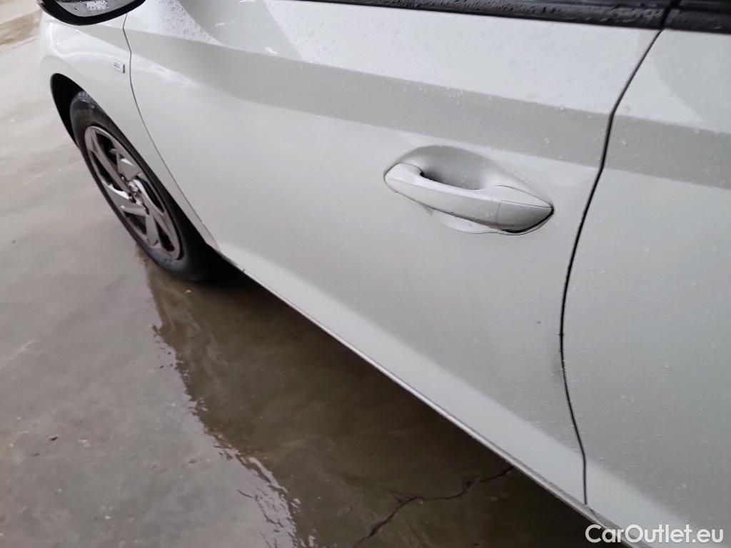  Hyundai  i20 HYUNDAI  / 2020 / 5P / berlina con portón 1.0 TGDI 74kW (100CV) 48V Essence #15