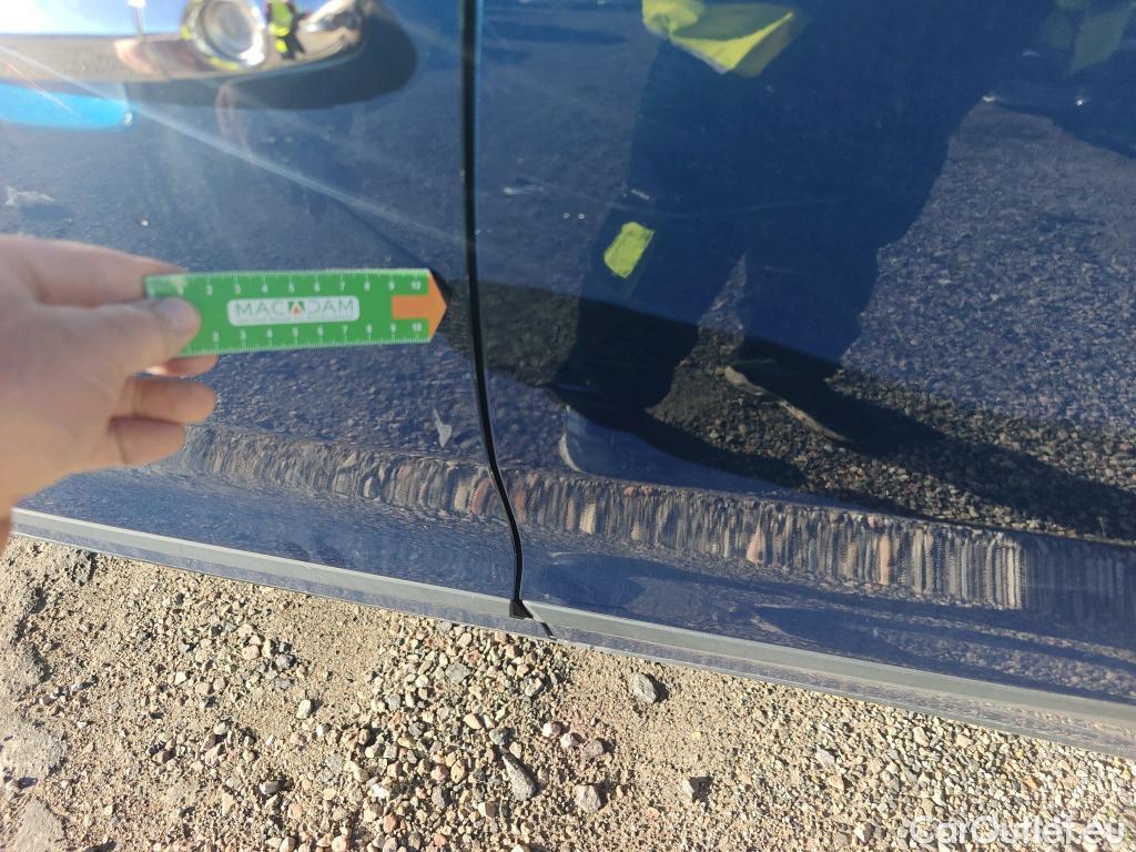  KIA  Niro KIA  / 2019 / 5P / crossover 1.6 GDi HEV 104kW (141CV) Drive #2