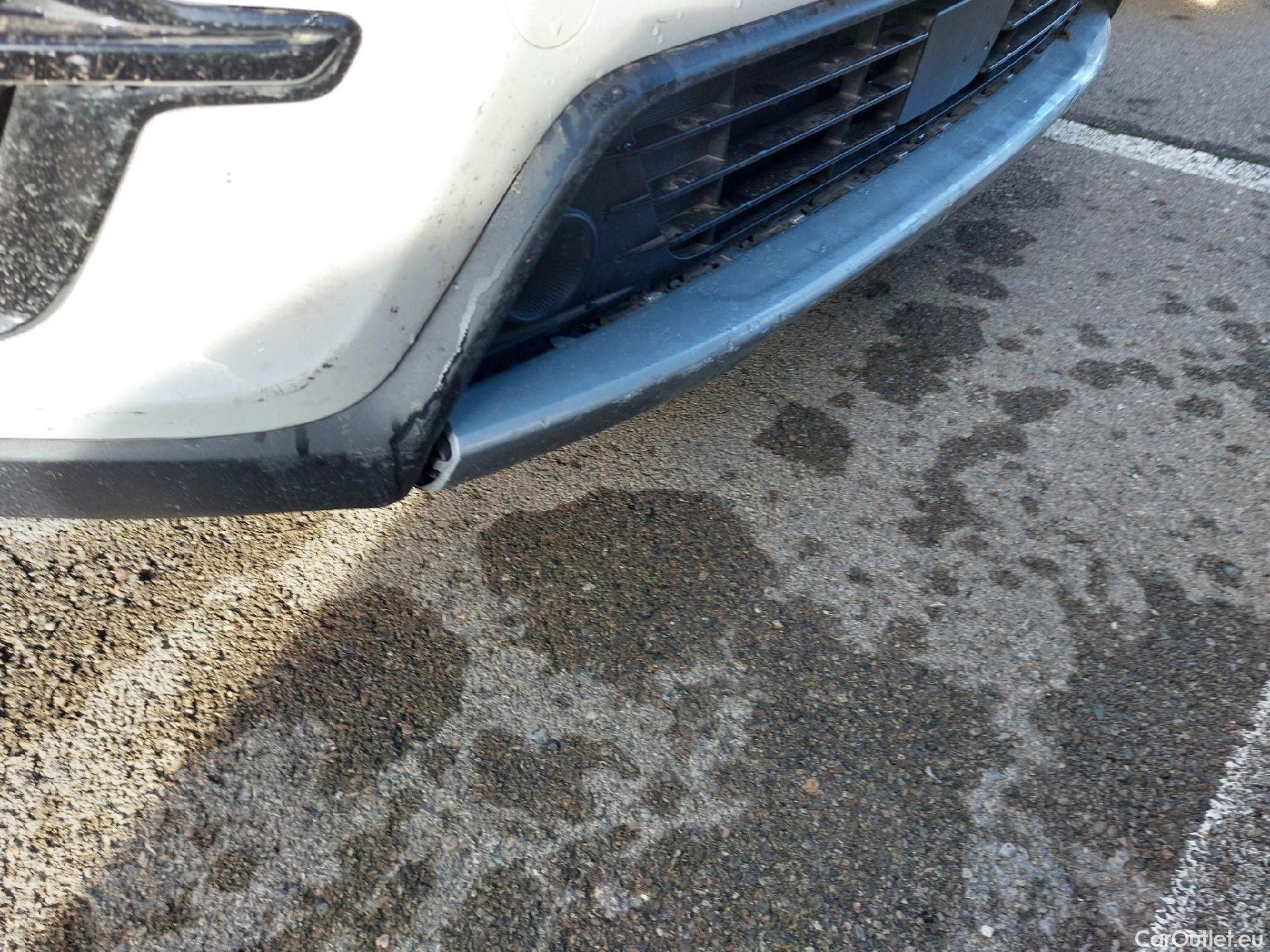  KIA  Niro KIA  / 2019 / 5P / crossover 1.6 GDi HEV 104kW (141CV) Drive #10