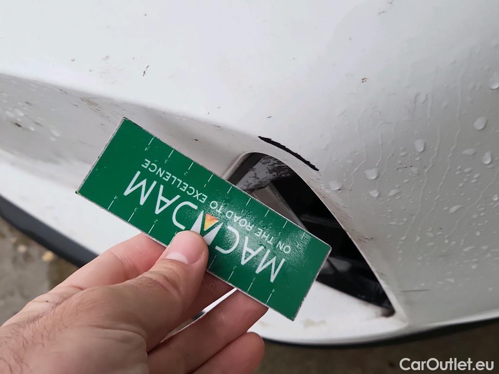  Hyundai  i20 HYUNDAI  / 2020 / 5P / berlina con portón 1.0 TGDI 74kW (100CV) 48V Essence #18