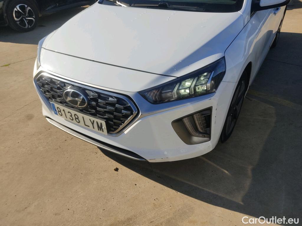  Hyundai   Ioniq HYUNDAI / 2019 / 5P / berlina con portón 1.6 GDI HEV Tecno DCT #3