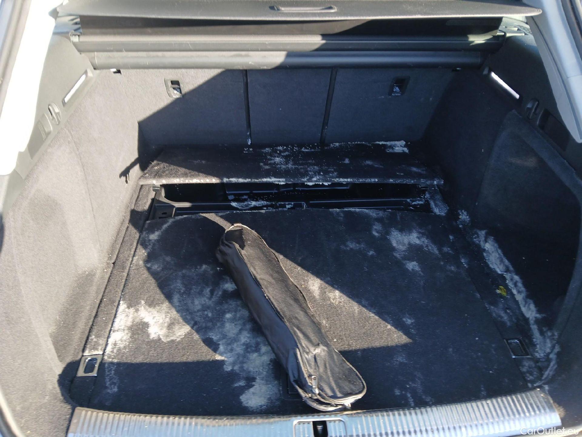  Audi  A4 AUDI  / 2019 / 5P / familiar Avant Advanced 35 TDI 120kW S tronic #3