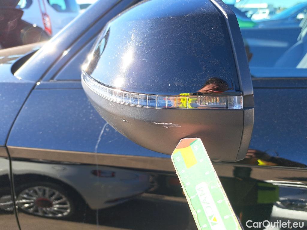  Audi  Q5 AUDI  SPORTBACK / 2020 / 5P / todoterreno Black line 40 TDI 150kW quattro-ultra #24