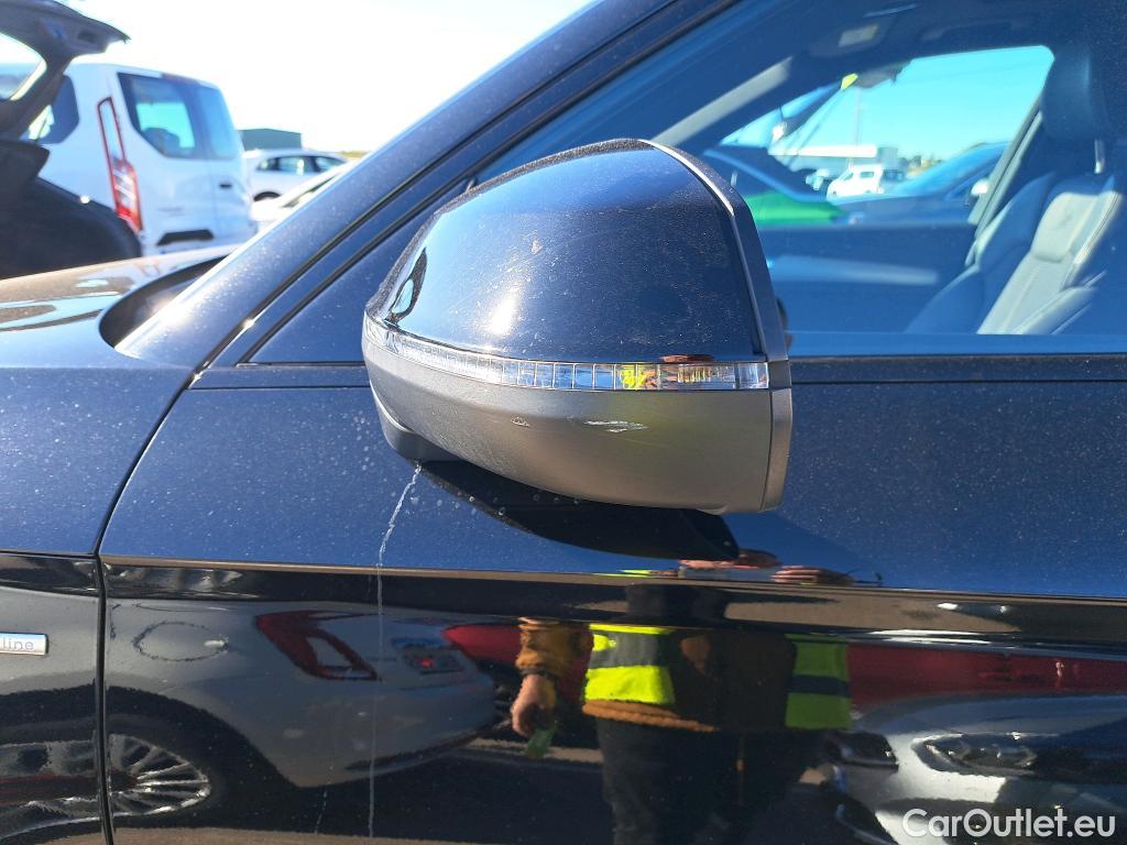  Audi  Q5 AUDI  SPORTBACK / 2020 / 5P / todoterreno Black line 40 TDI 150kW quattro-ultra #23