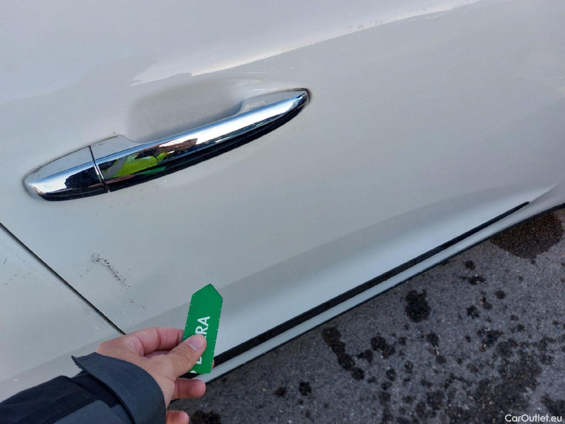  KIA  Niro KIA  / 2019 / 5P / crossover 1.6 GDi HEV 104kW (141CV) Drive #39