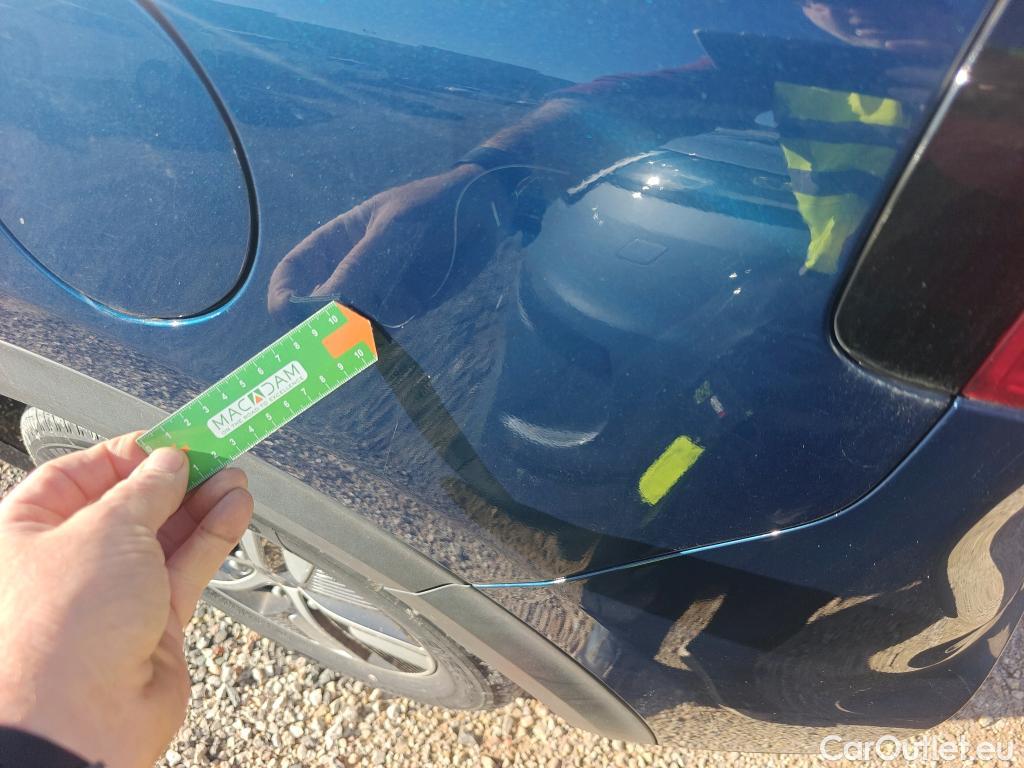  KIA  Niro KIA  / 2019 / 5P / crossover 1.6 GDi HEV 104kW (141CV) Drive #9