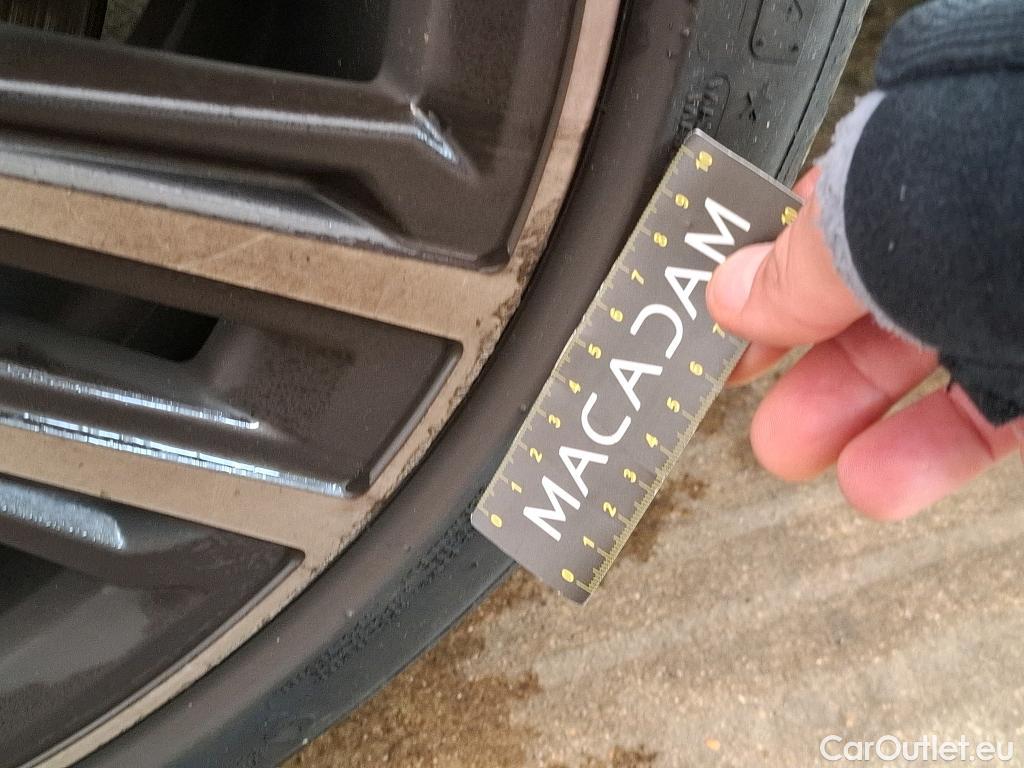  Bmw  Serie 1 BMW Série 1 / 2019 / 5P / Berline 116i DKG7 Business Design #27