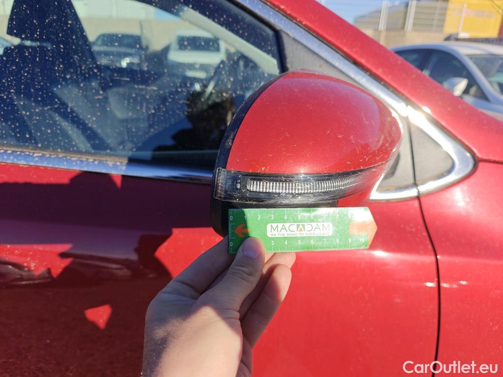  KIA  Sportage KIA  / 2018 / 5P / todoterreno 1.6 MHEV Drive 85kW (115CV) 4x2 #46