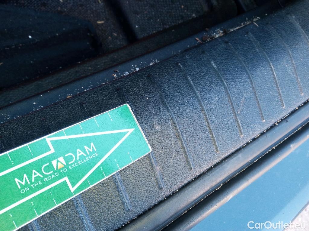  KIA  Sportage KIA  / 2018 / 5P / todoterreno 1.6 MHEV Drive Plus 100kW (136CV) 4x2 #13