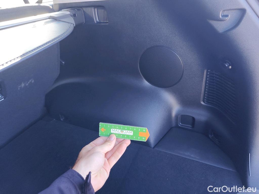  KIA  Sportage KIA  / 2018 / 5P / todoterreno 1.6 MHEV Drive 85kW (115CV) 4x2 #23