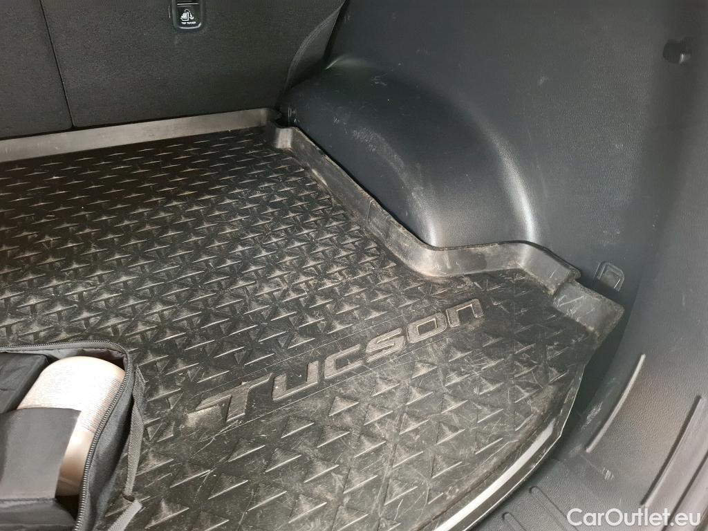  Hyundai  Tucson  Business Hybrid 2WD 1.6 T-GDI 230CV BVA6 E6d #24