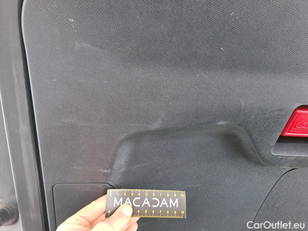  Peugeot  3008  Active Pack 1.5 HDi 130CV BVA8 E6d #5