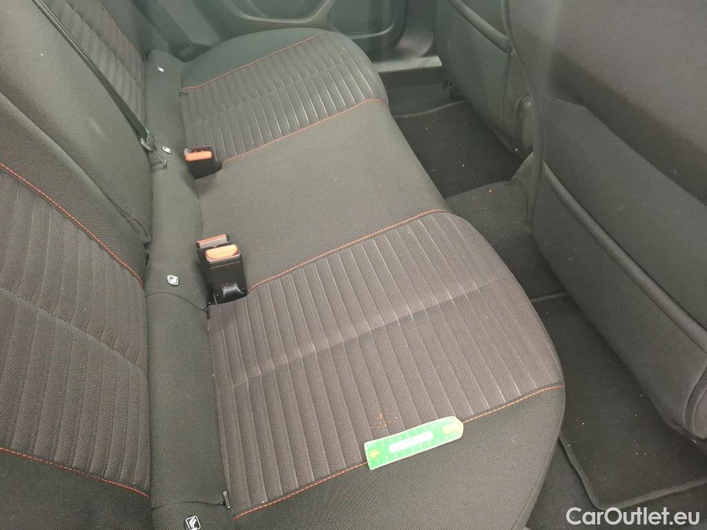  Peugeot  2008  Active Business 1.2 PureTech 130CV BVM6 E6d #1