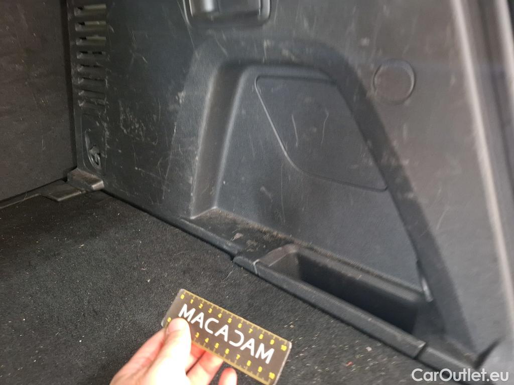  Peugeot  3008  Active Business 1.5 HDi 130CV BVA8 E6d #17