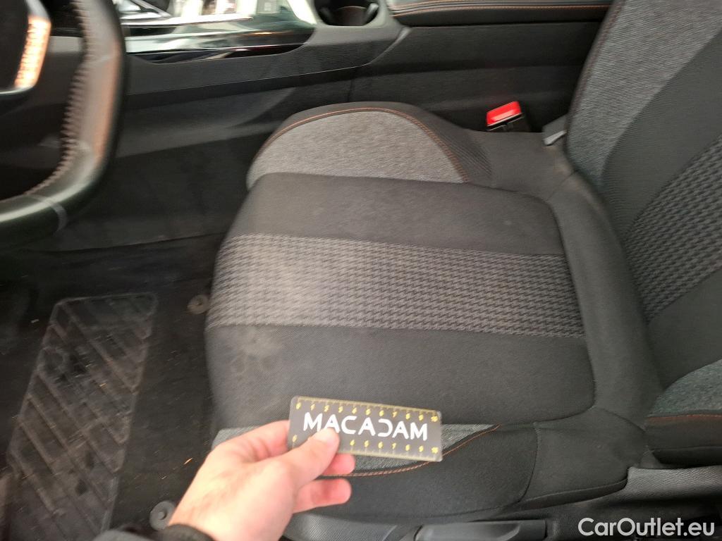  Peugeot  3008  Active Business 1.5 HDi 130CV BVA8 E6d #31