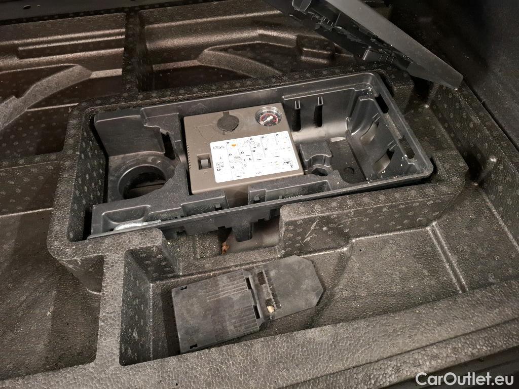  Peugeot  308  Allure Pack 1.5 HDi 130CV BVA8 E6d #21