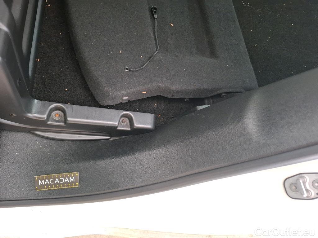  Peugeot  308  5p Berline BlueHDi 130 Active Business / TRANSFO VP/VF
 #9