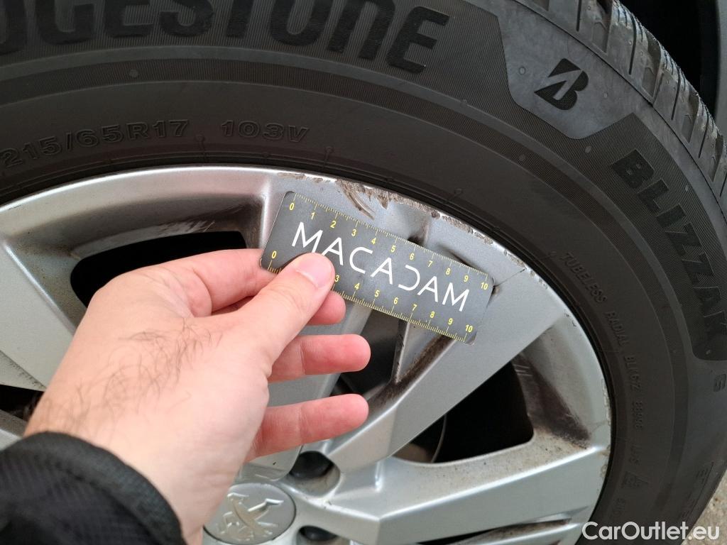  Peugeot  3008  Active Business 1.5 HDi 130CV BVA8 E6d #8