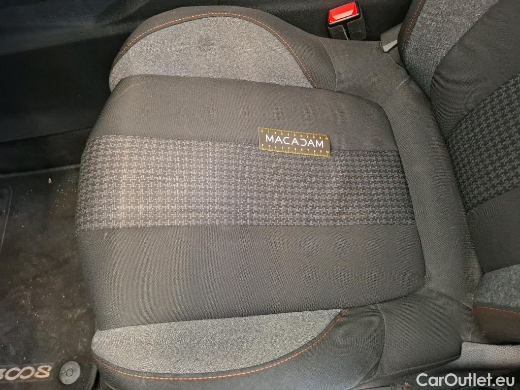  Peugeot  3008  Active Pack 1.5 HDi 130CV BVA8 E6d #12