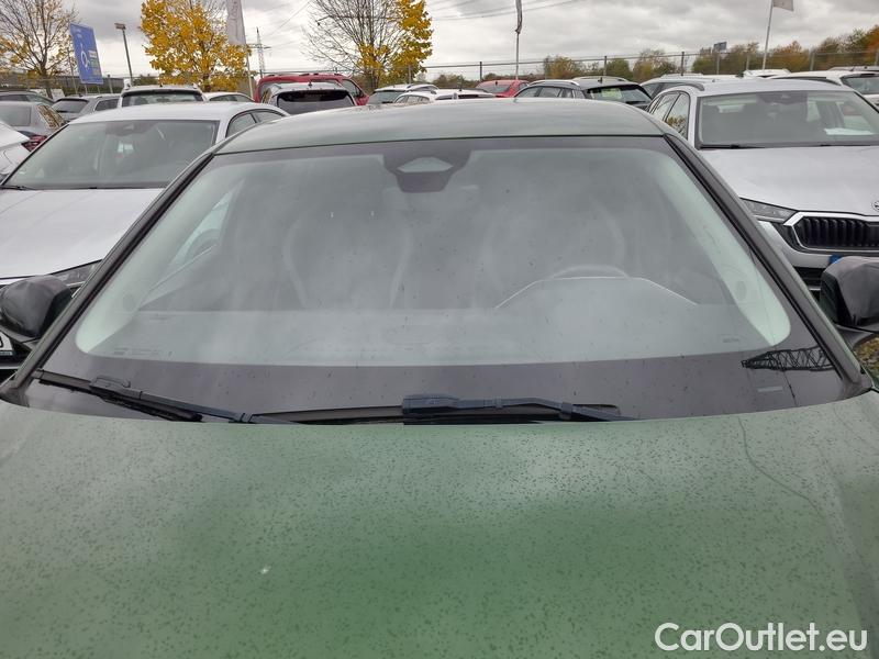  Peugeot  308   (P5) (2021)  1.5BHDi 130 Allure 5d #18