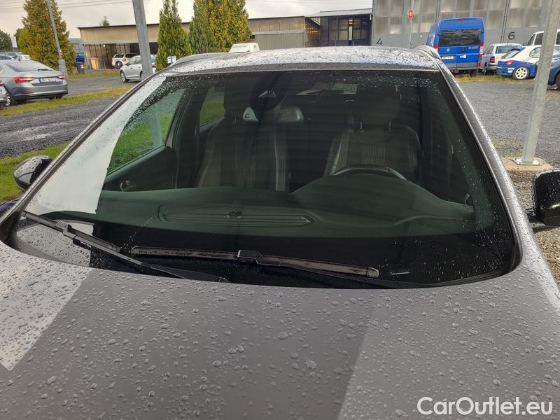  Peugeot  308  II (2013)  SW GT 1.5 BHDi 130 Aut 5d #1