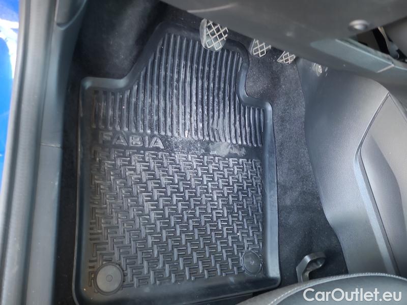  Skoda  Fabia  Combi (2015)  Com.1.0TSI 70 Ambition #4