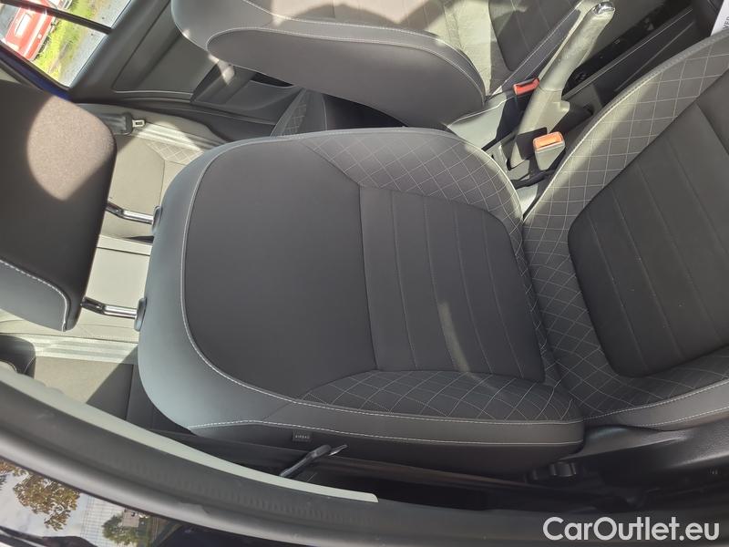  Skoda  Fabia  Combi (2015)  Com.1.0TSI 70 Ambition #25