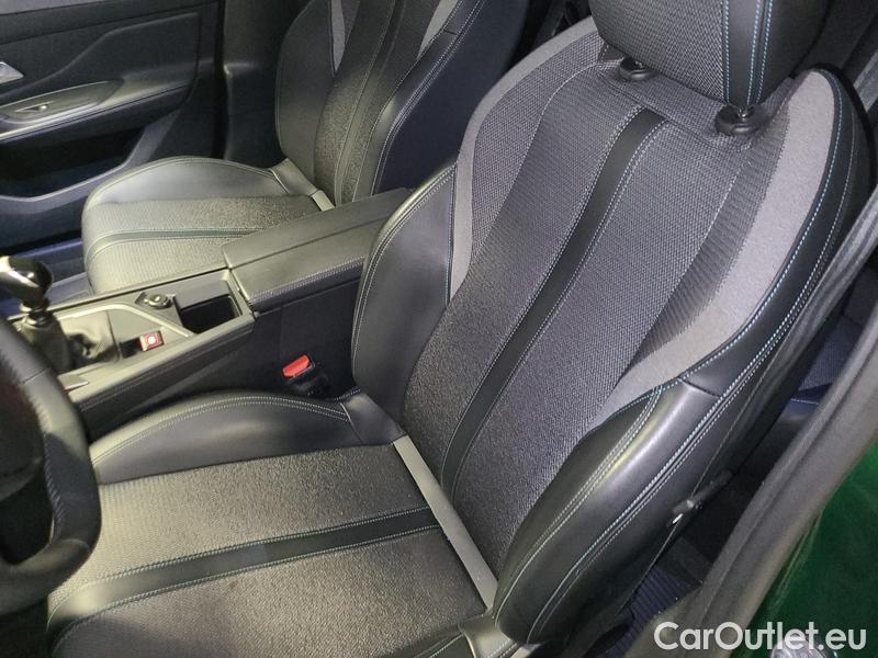  Peugeot  308   (P5) (2021)  1.5BHDi 130 Allure 5d #6