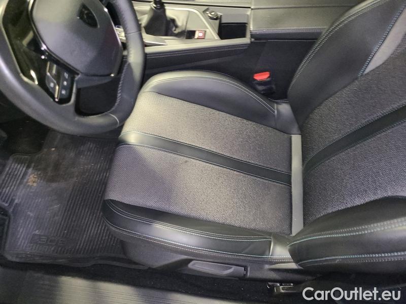  Peugeot  308   (P5) (2021)  1.5BHDi 130 Allure 5d #5