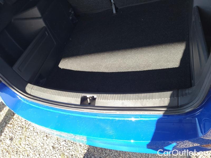  Skoda  Fabia  Combi (2015)  Com.1.0TSI 70 Ambition #21