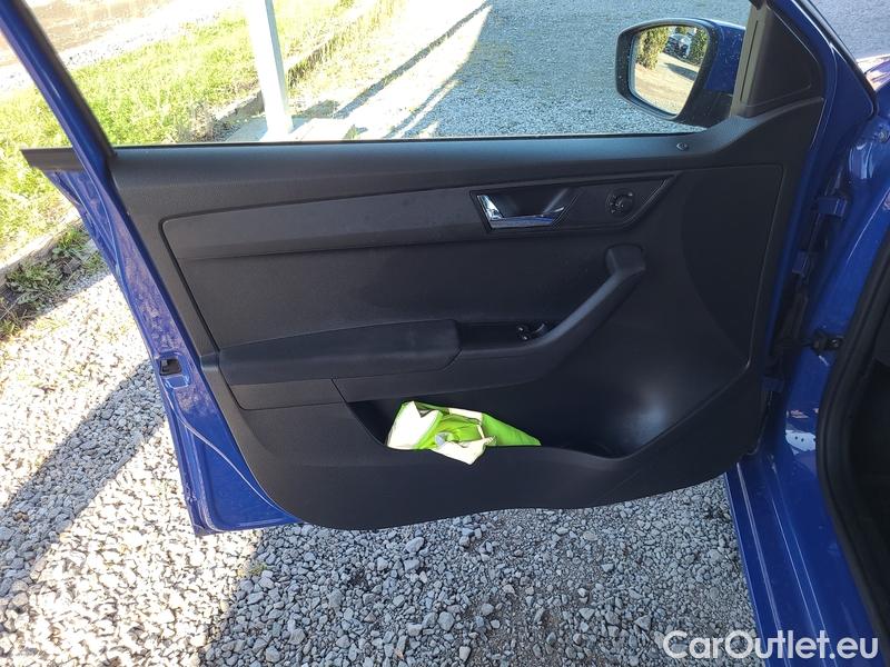  Skoda  Fabia  Combi (2015)  Com.1.0TSI 70 Ambition #14