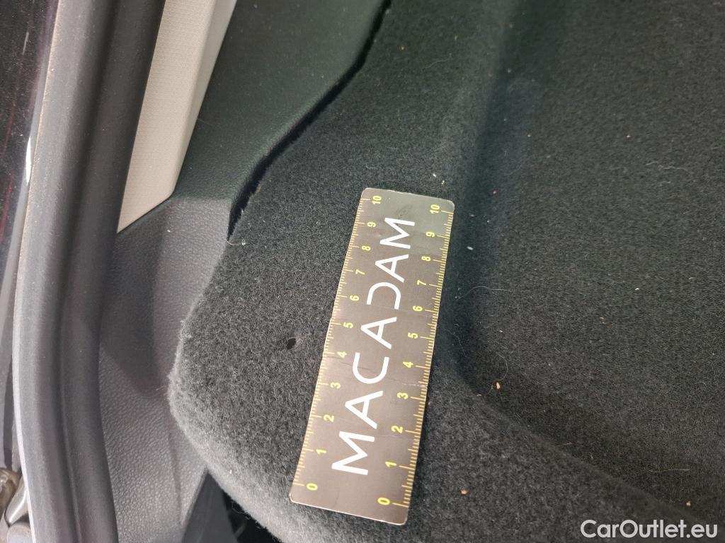  Volkswagen  Tiguan VOLKSWAGEN  / 2020 / 5P / SUV 1.5 TSI 150 DSG7 LIFE PLUS #16