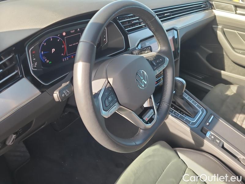  Volkswagen  Passat  Variant (CB5) (2019) Pas.Var.2.0TDI 147 Elegan.AT #11