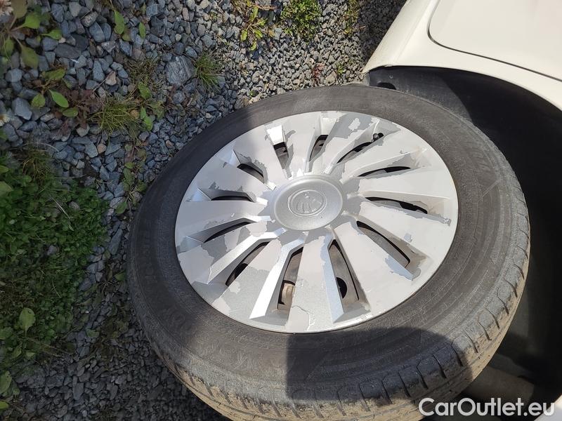  Skoda  Scala  (NW) (2019)  1.0 TSI 81 Ambition AT #15