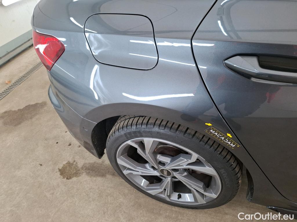  Audi  A3 AUDI  Sportback / 2020 / 5P / Berline 35 TFSI 150 MHEV S Tronic S Line #24