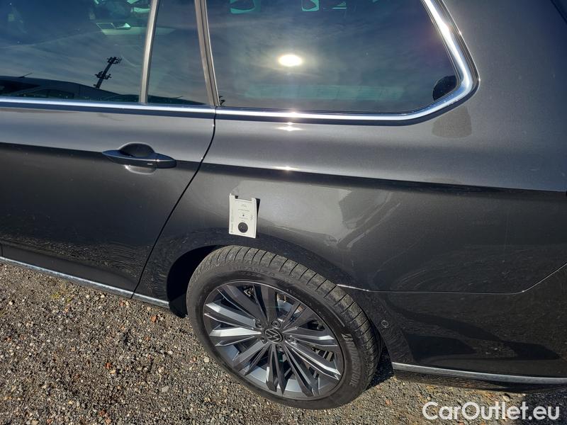  Volkswagen  Passat  Variant (CB5) (2019) Pas.Var.2.0TDI 147 Elegan.AT #6