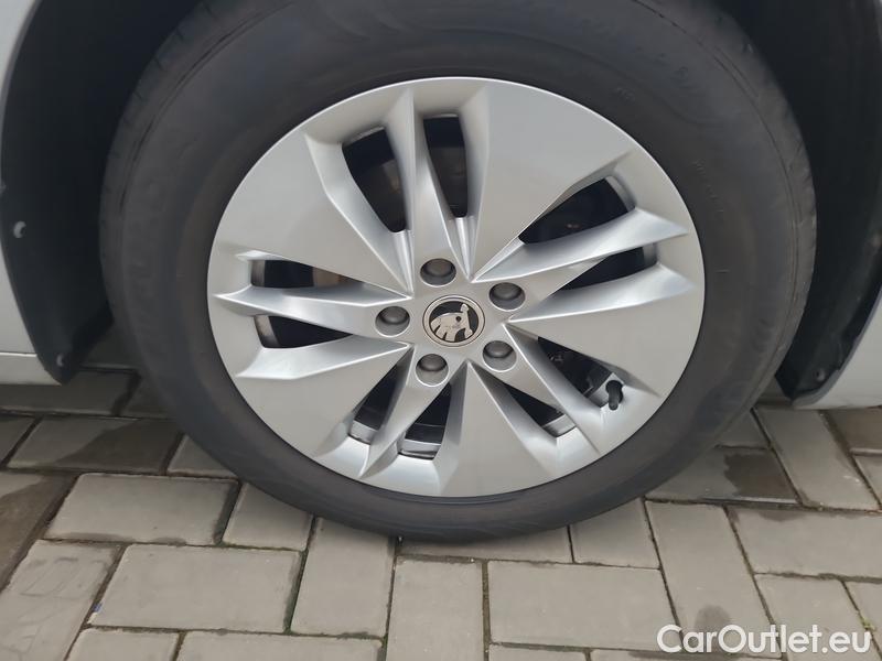  Skoda  Octavia  Lim. (NX3)(2020)  2.0TDI 85 Ambition 5d #20