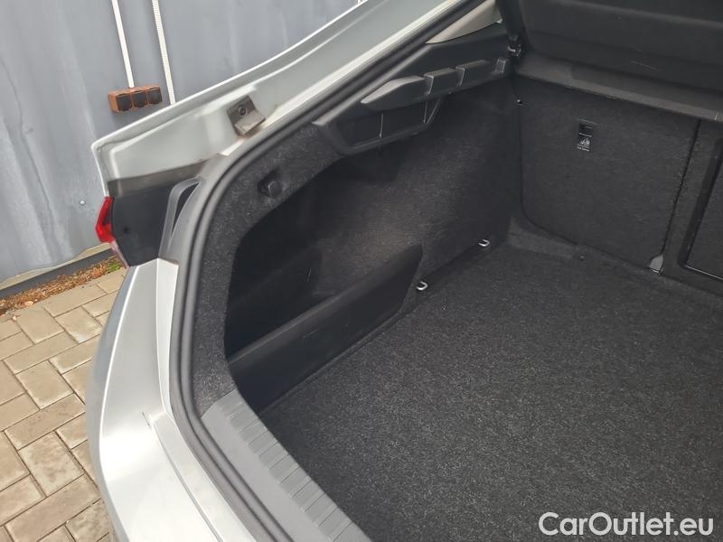  Skoda  Octavia  Lim. (NX3)(2020)  2.0TDI 85 Ambition 5d #15